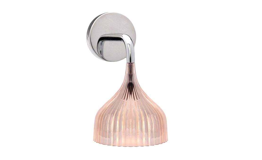 Бра модель E' Applique от фабрики Kartell