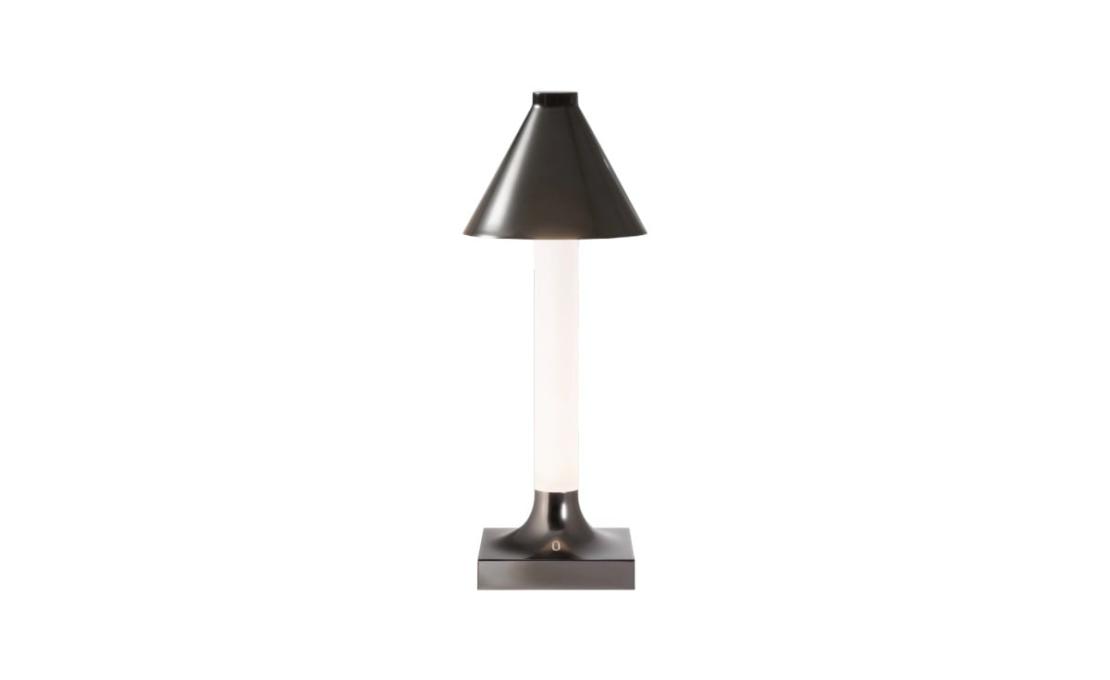 Настольная лампа модель Goodnight Cap Table Lamp от фабрики Kartell