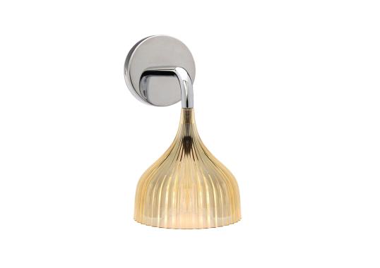 Бра модель E' Applique от фабрики Kartell
