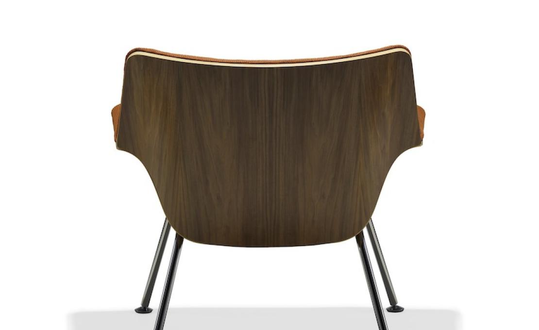 Кресло модель Swoop Lounge Chair от фабрики Herman Miller
