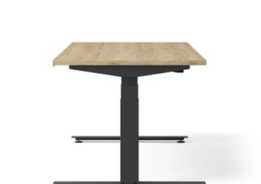 Письменный стол модель Nevi Sit-Stand Desk от фабрики Herman Miller