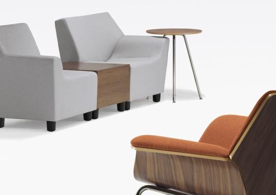Кресло модель Swoop Lounge Chair от фабрики Herman Miller
