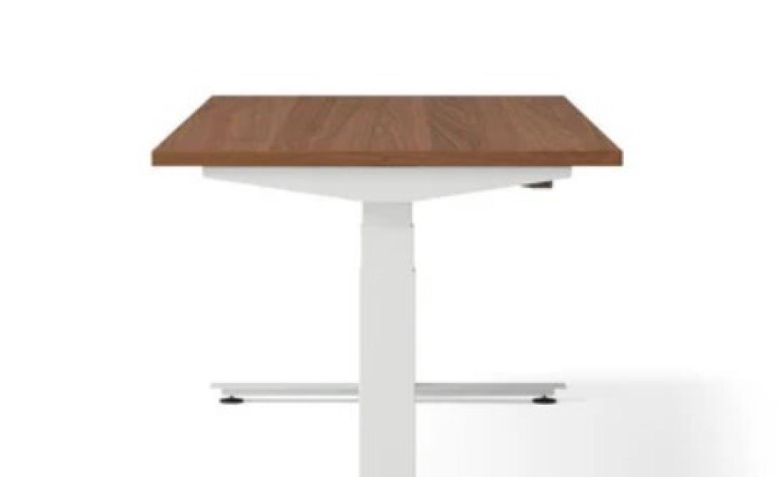 Письменный стол модель Nevi Sit-Stand Desk от фабрики Herman Miller