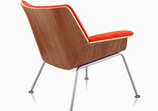 Кресло модель Swoop Lounge Chair от фабрики Herman Miller