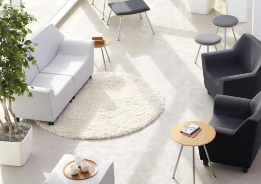 Кресло модель Swoop Lounge Chair от фабрики Herman Miller