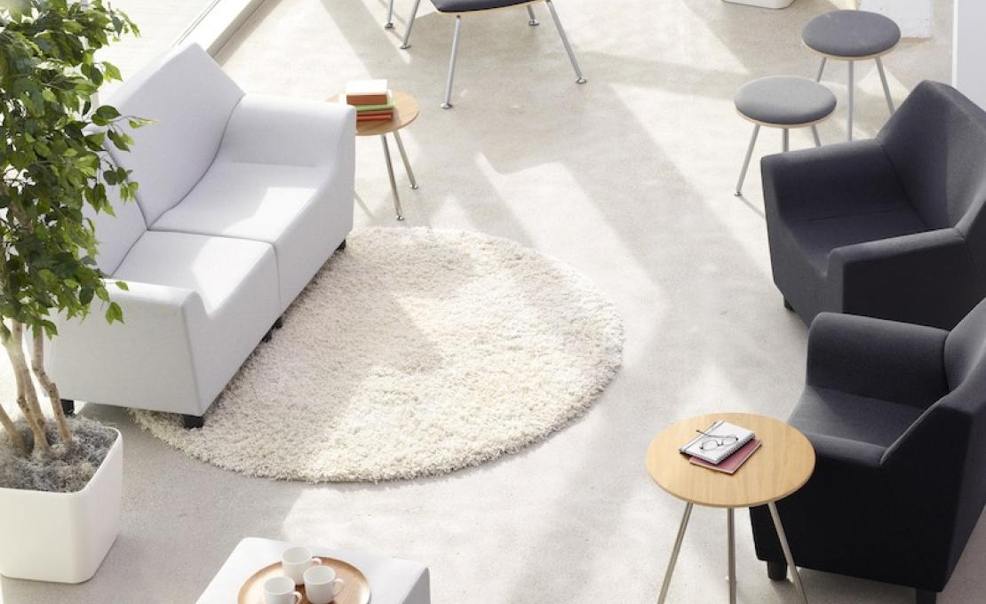 Кресло модель Swoop Lounge Chair от фабрики Herman Miller