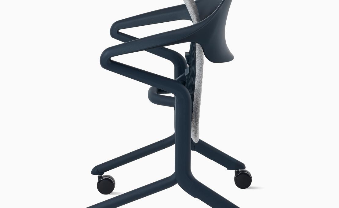 Стул модель Fuld Stackable Chair от фабрики Herman Miller