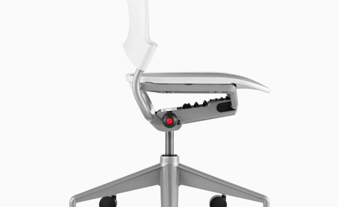 Кресло рабочее модель Caper Chair от фабрики Herman Miller