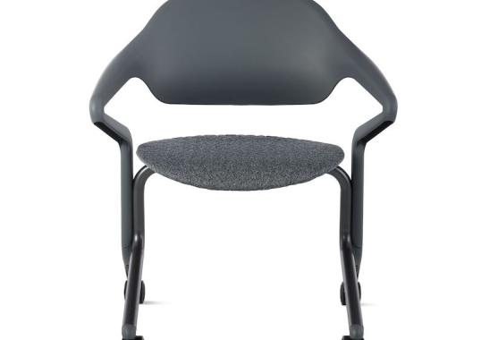Стул модель Fuld Stackable Chair от фабрики Herman Miller
