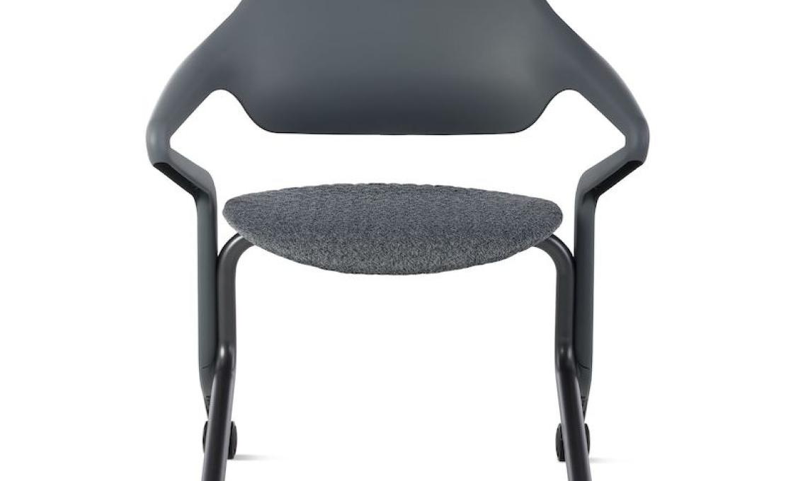 Стул модель Fuld Stackable Chair от фабрики Herman Miller