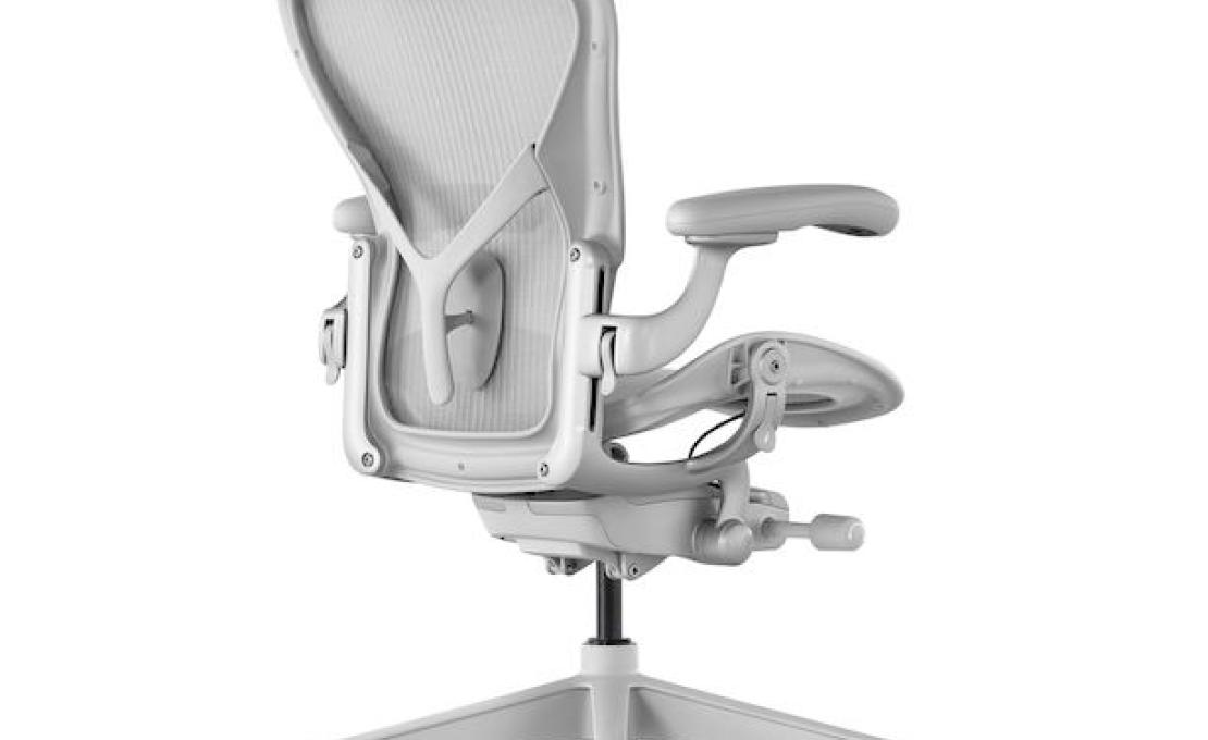 Рабочее кресло модель 1006185 от фабрики Herman Miller