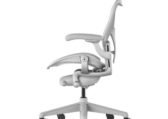 Рабочее кресло модель 1006185 от фабрики Herman Miller