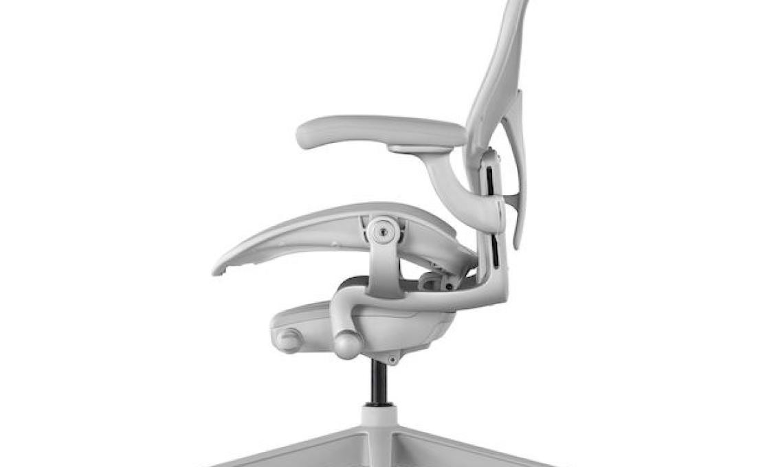 Рабочее кресло модель 1006185 от фабрики Herman Miller