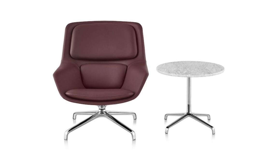 Кресло модель Striad Lounge Chair and Ottoman от фабрики Herman Miller