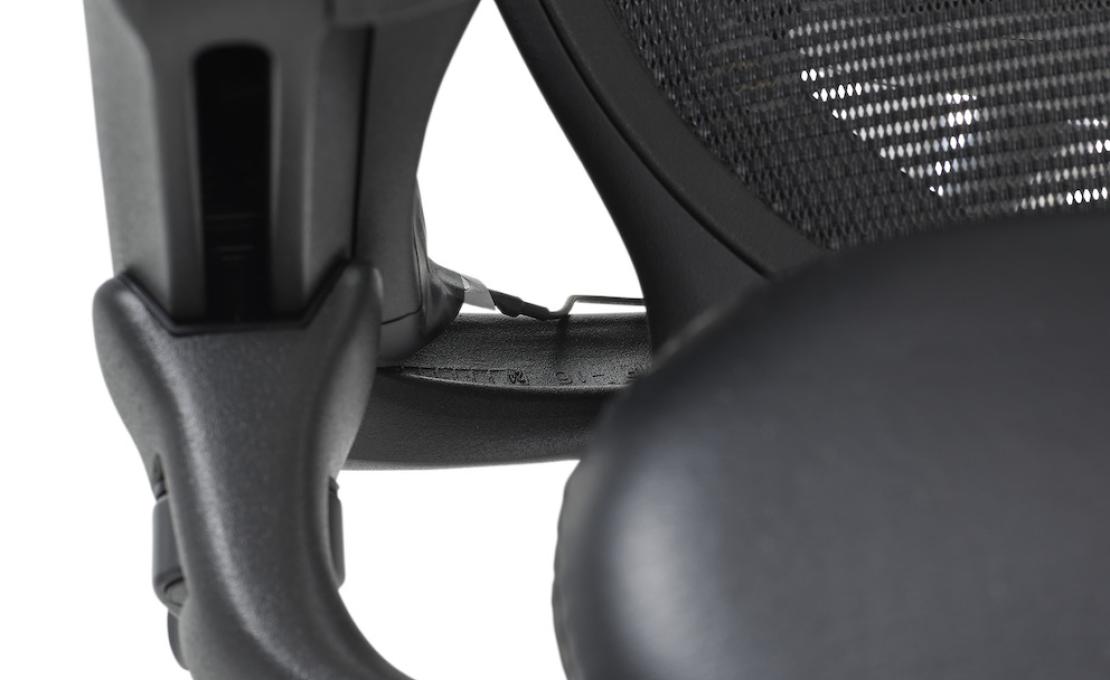Офисное кресло модель Aeron ESD Stool от фабрики Herman Miller