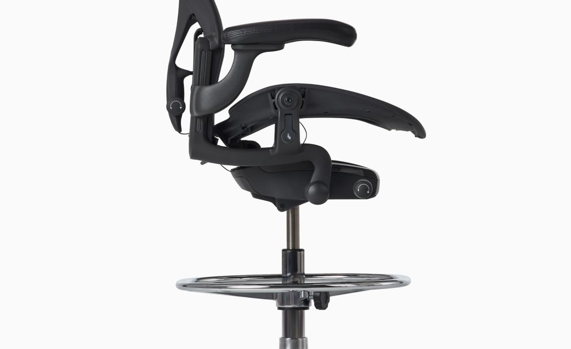 Офисное кресло модель Aeron ESD Stool от фабрики Herman Miller