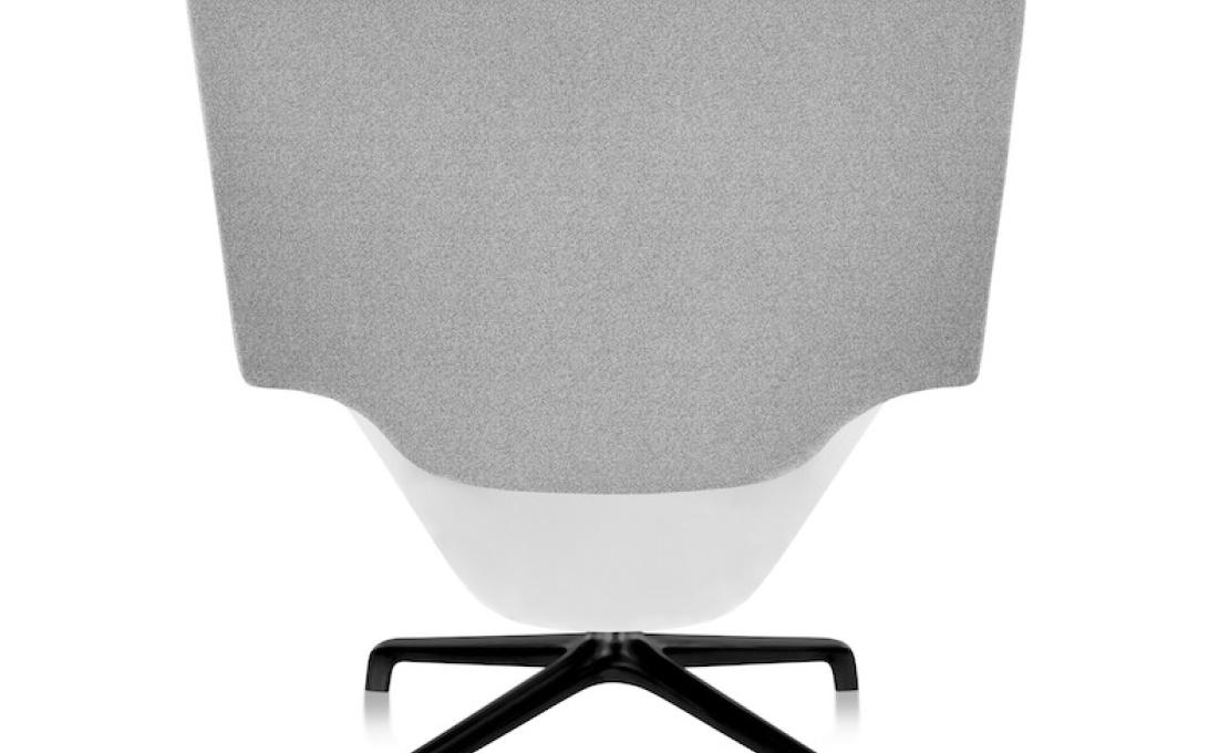 Кресло модель Striad Lounge Chair and Ottoman от фабрики Herman Miller