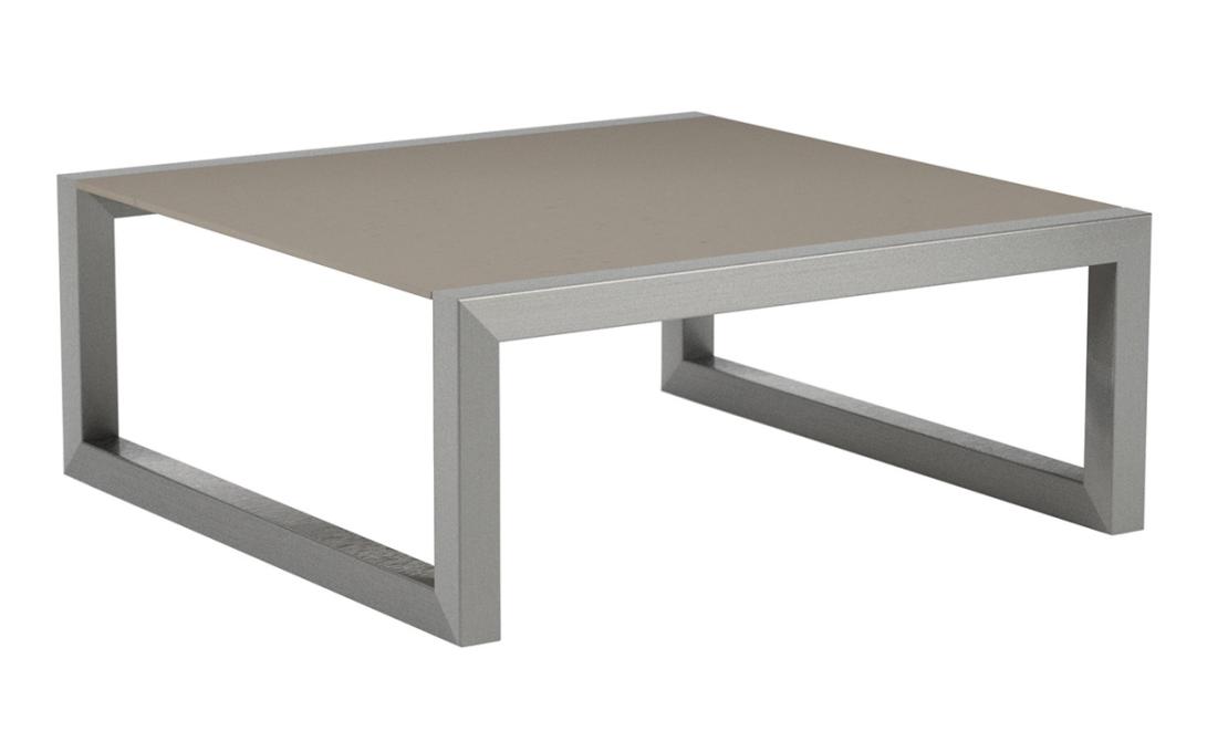 Уличный стол от фабрики Royal Botania модель NINIX-LOW TABLE