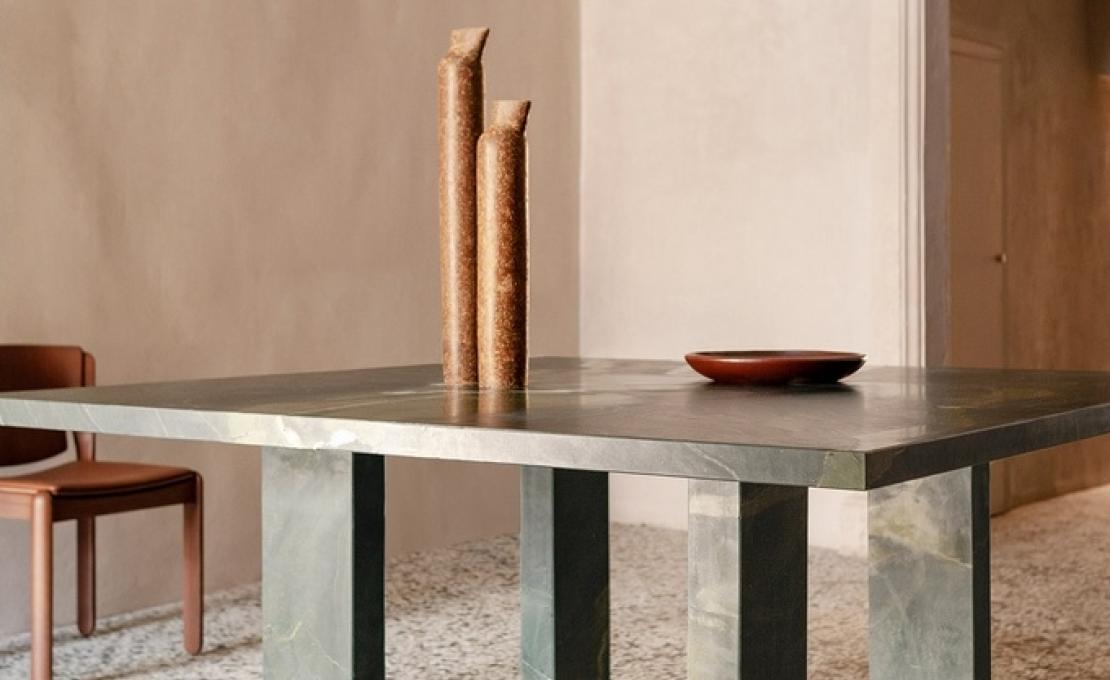 Стол от фабрики Tacchini модель CLOCKWISE TABLE