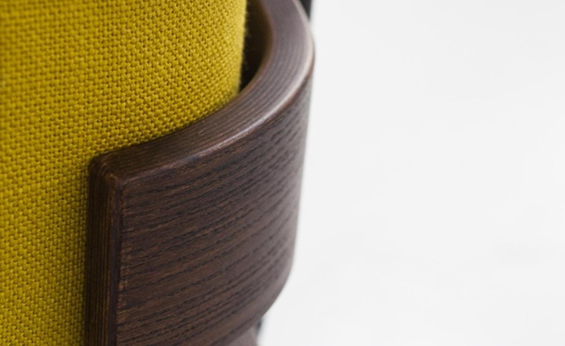 Кресло от фабрики Tacchini модель OCOS74