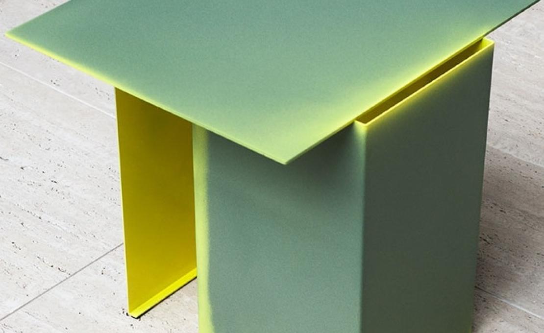 Журнальный столик от фабрики Tacchini модель EDAZE/LOWTABLE