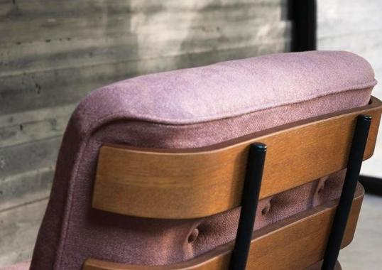 Кресло от фабрики Tacchini модель OCOS74