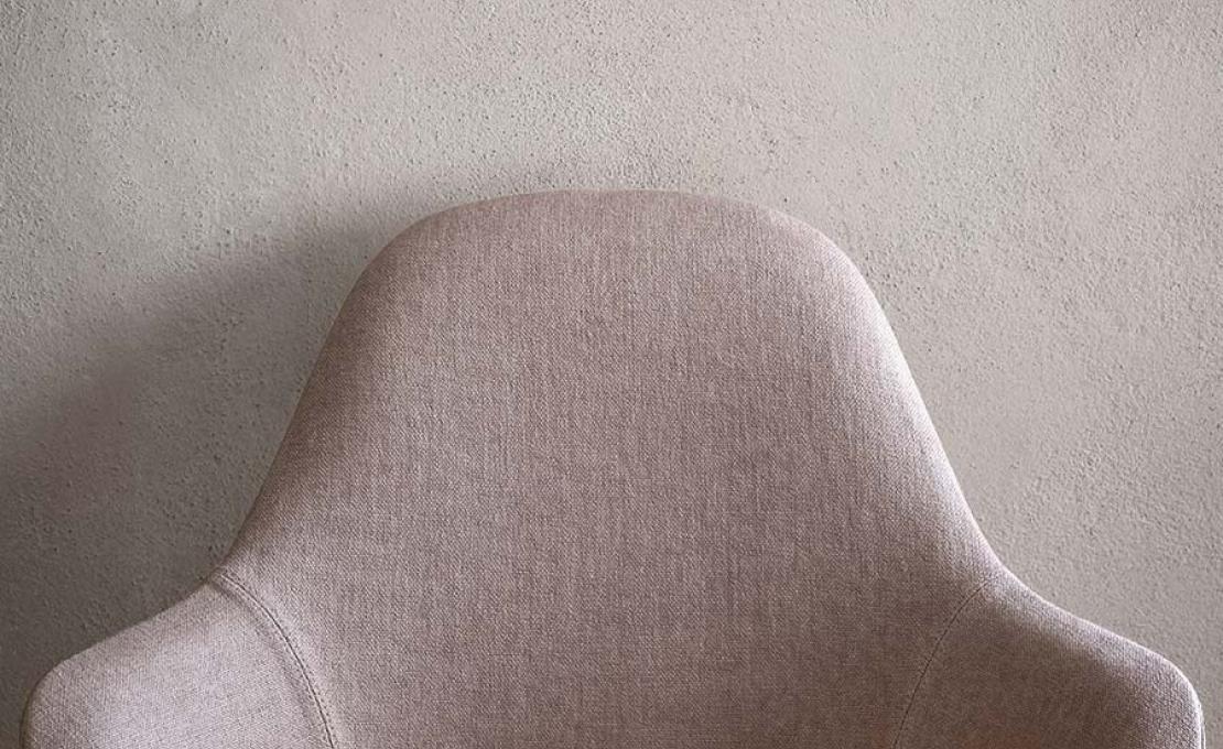 Кресло от фабрики Tacchini модель ODOT87/ARM