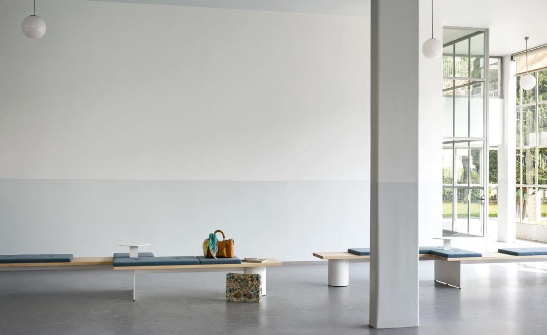 Банкетка от фабрики Tacchini модель GALLERIA MODULAR SYSTEM