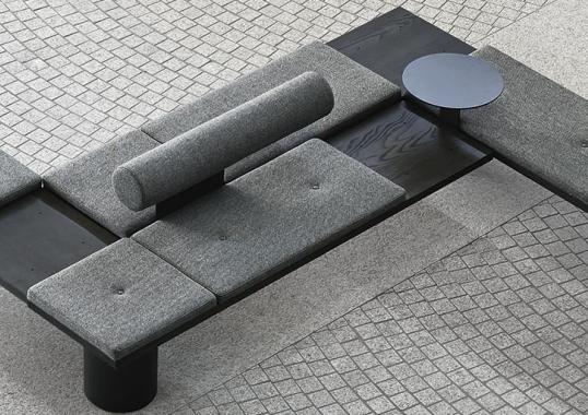 Банкетка от фабрики Tacchini модель GALLERIA MODULAR SYSTEM