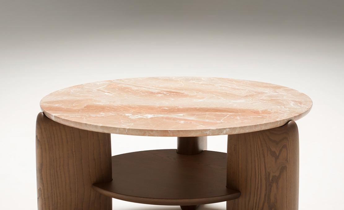 Журнальный столик от фабрики Tacchini модель 1KAN/COFFEETABLE