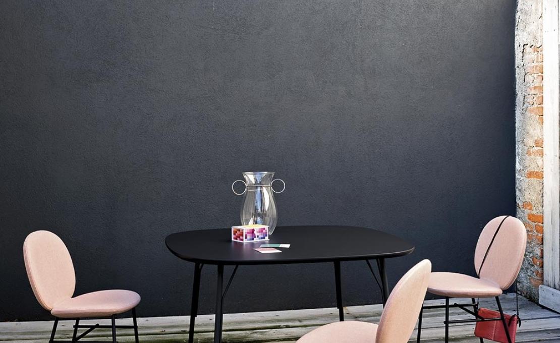 Стол от фабрики Tacchini модель 1KELT/TABLE
