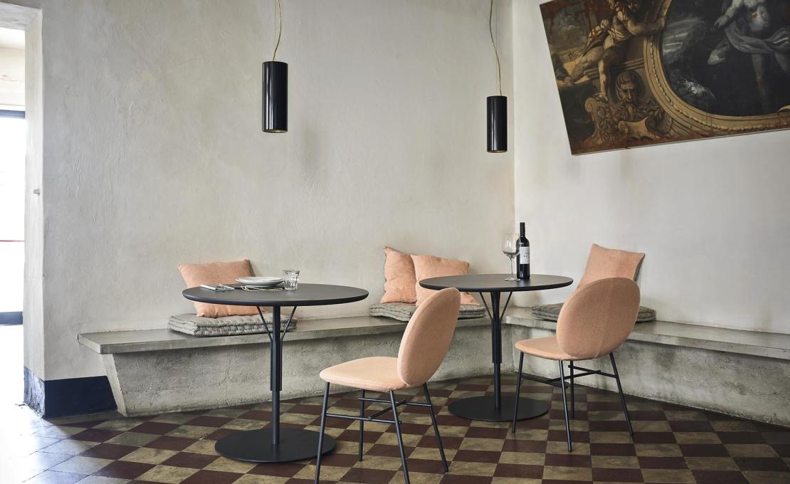 Стол от фабрики Tacchini модель 1KELT/TABLE