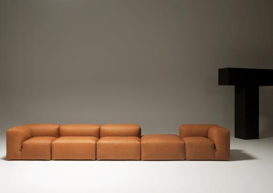Диван от фабрики Tacchini модель OLEM/SOFA