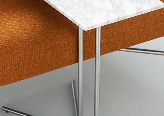 Журнальный столик от фабрики Tacchini модель 1LEDG52
