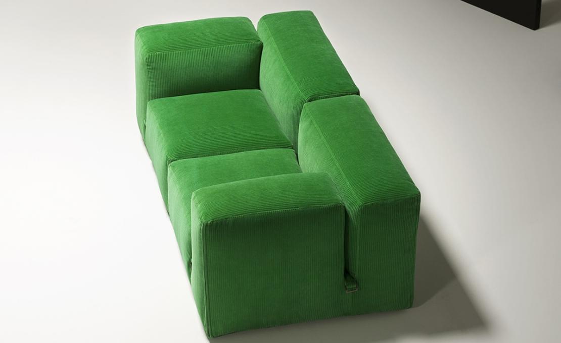 Диван от фабрики Tacchini модель OLEM/SOFA
