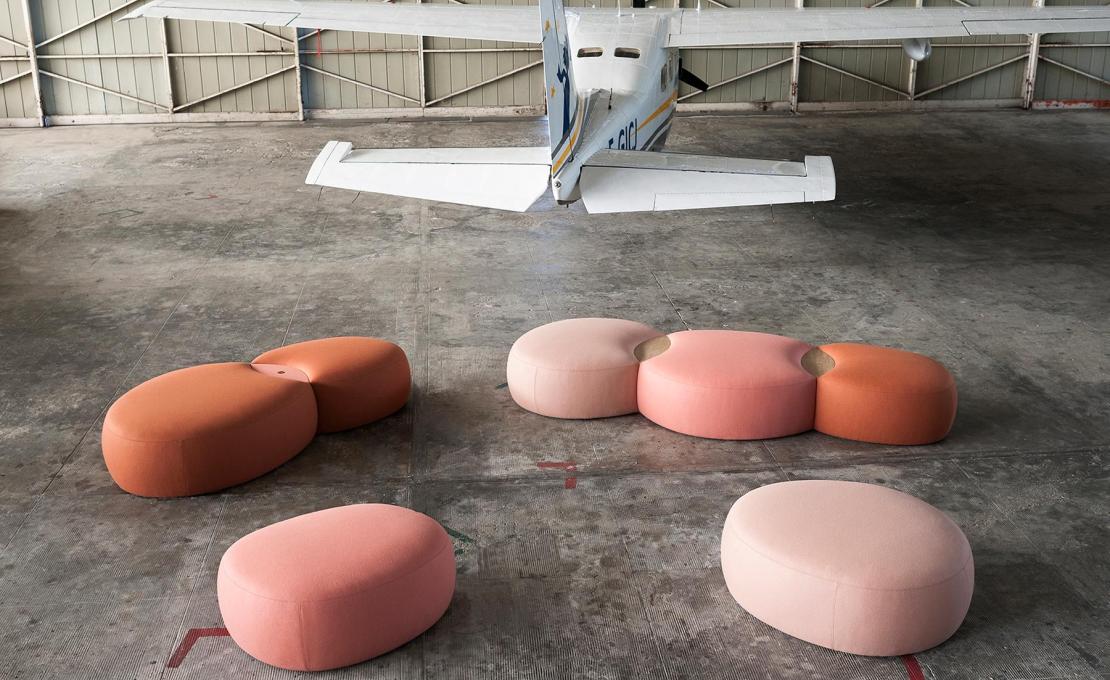 Пуф от фабрики Tacchini модель OMAT/POUF