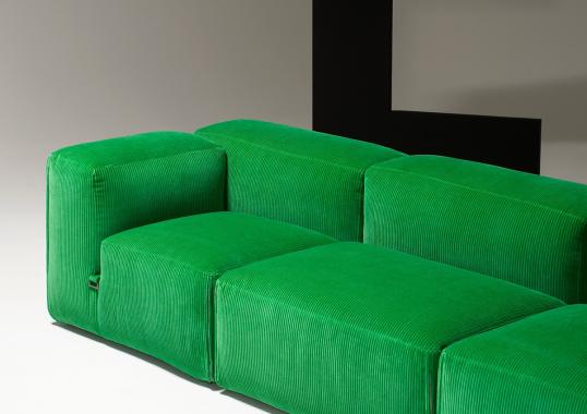 Диван от фабрики Tacchini модель OLEM/SOFA