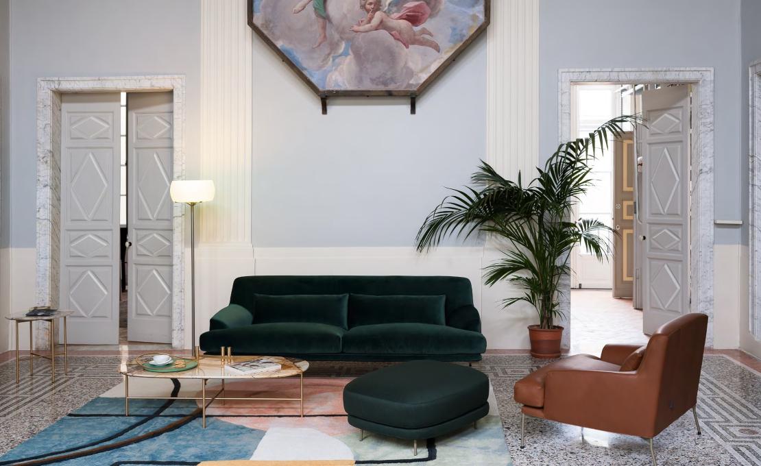 Диван от фабрики Tacchini модель OMON/SOFA