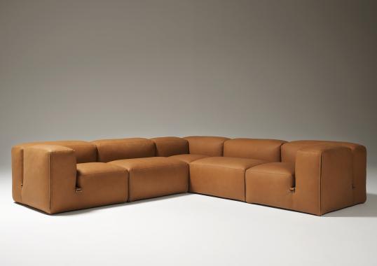 Диван от фабрики Tacchini модель OLEM/SOFA