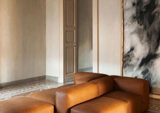 Диван от фабрики Tacchini модель OLEM/SOFA