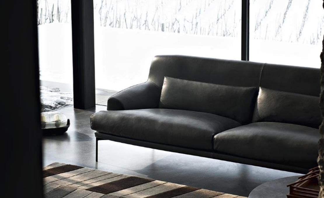 Диван от фабрики Tacchini модель OMON/SOFA