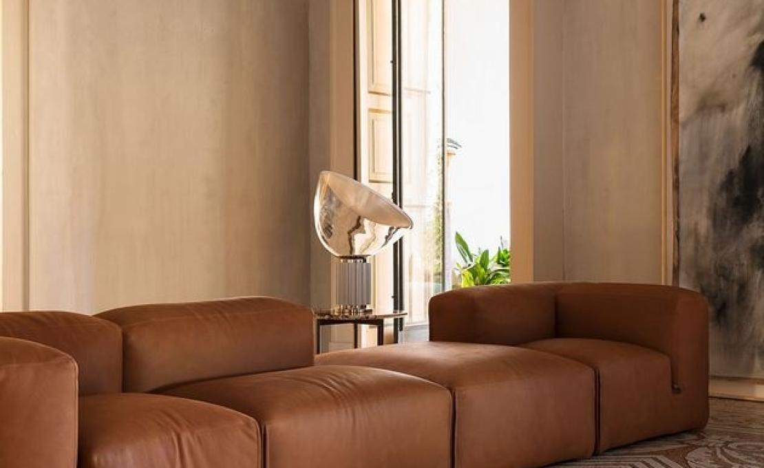 Диван от фабрики Tacchini модель OLEM/SOFA