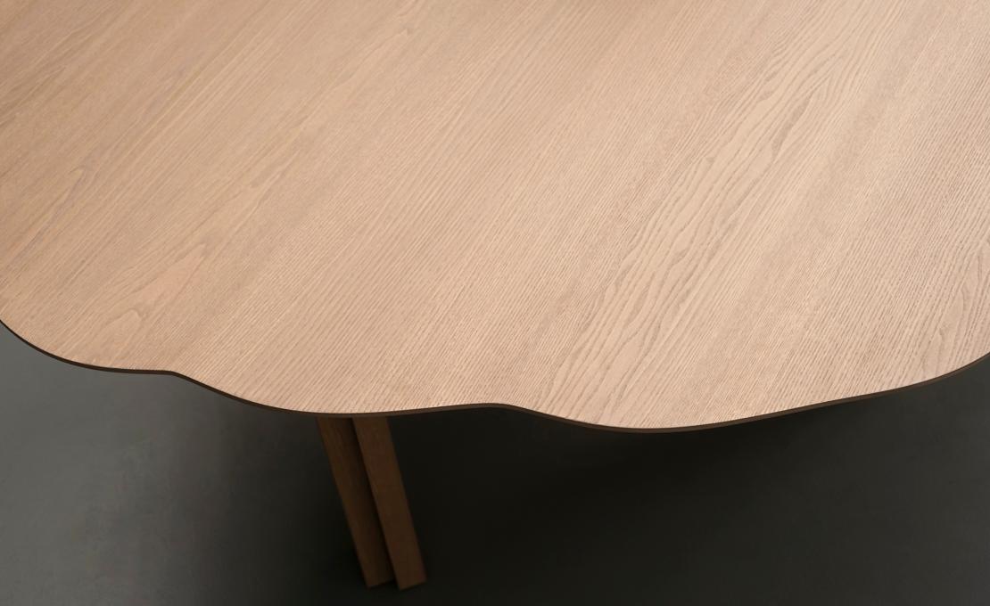 Стол от фабрики Tacchini модель 1PAR200/PARKERTABLE