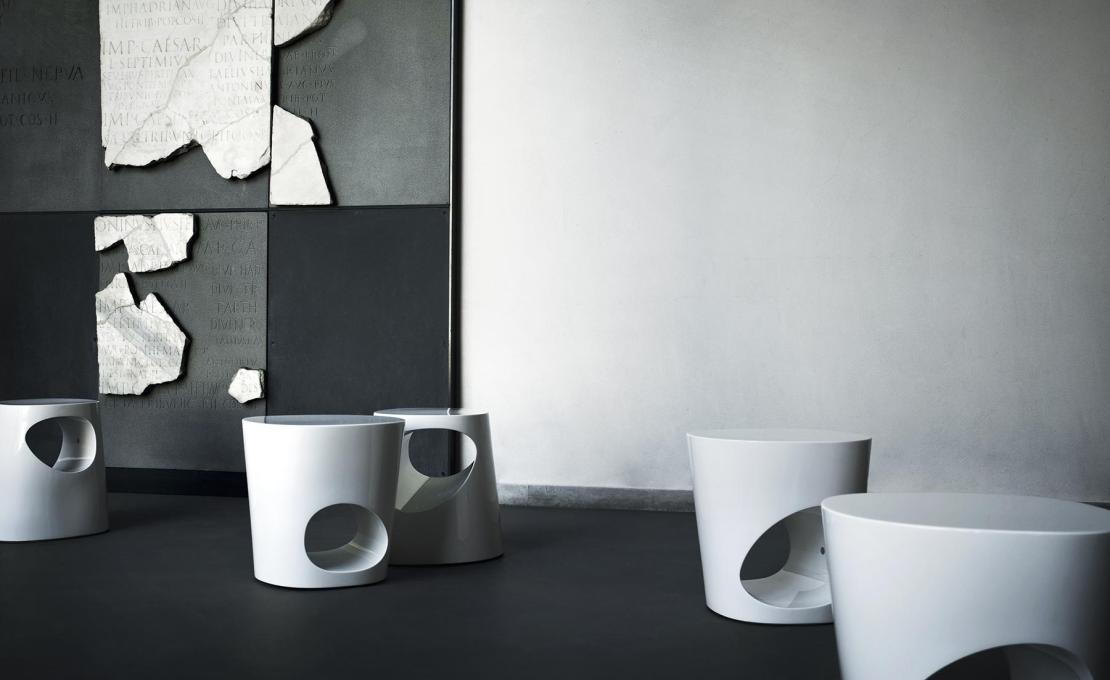 Журнальный столик от фабрики Tacchini модель 1PO/COFFEETABLE