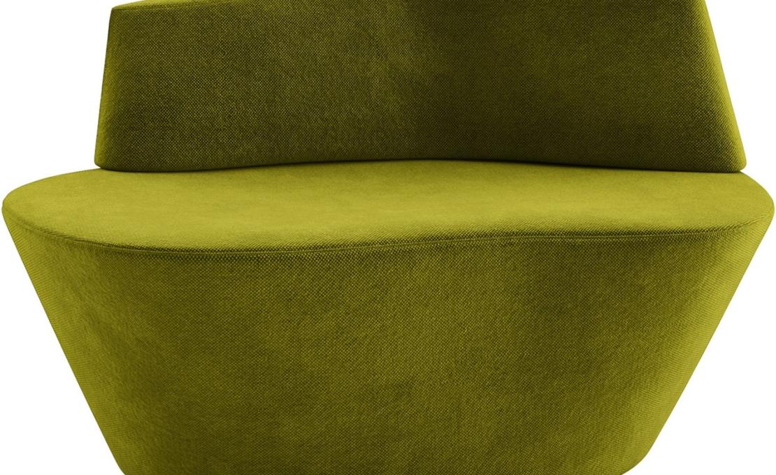 Кресло от фабрики Tacchini модель OPOL107/ARM 