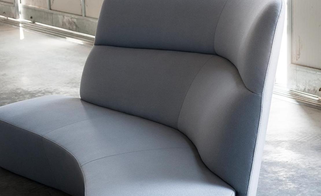 Диван от фабрики Tacchini модель OPOALC234/SOFA