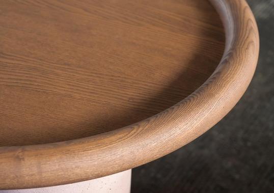 Журнальный столик от фабрики Tacchini модель 1PLU/LOWTABLE