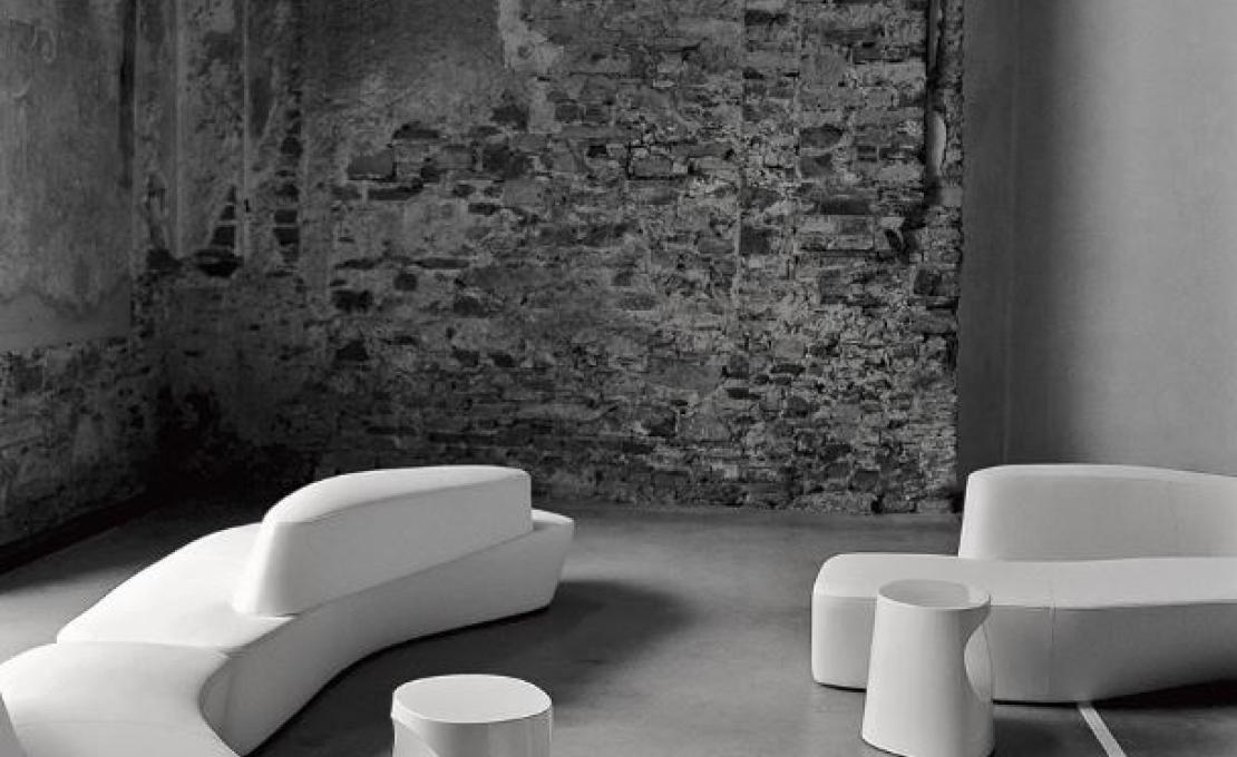 Диван от фабрики Tacchini модель OPOLD234/POLARSOFA