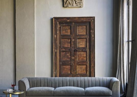 Диван от фабрики Tacchini модель OQU/SOFA