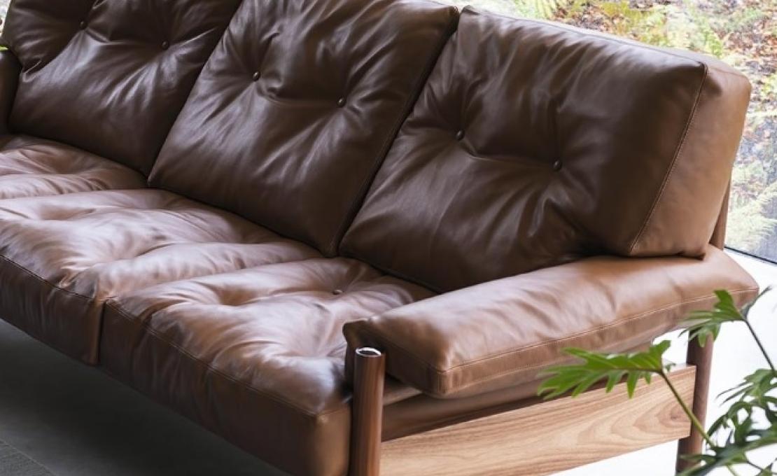 Диван от фабрики Tacchini модель SELLA SOFA